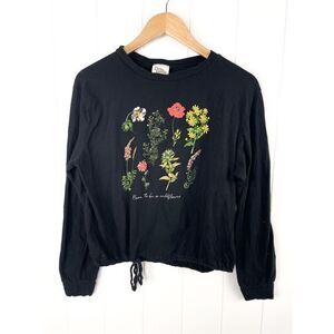Dirtee Laundry Women’s Black Wildflower Shirt Size L long sleeve drawstring